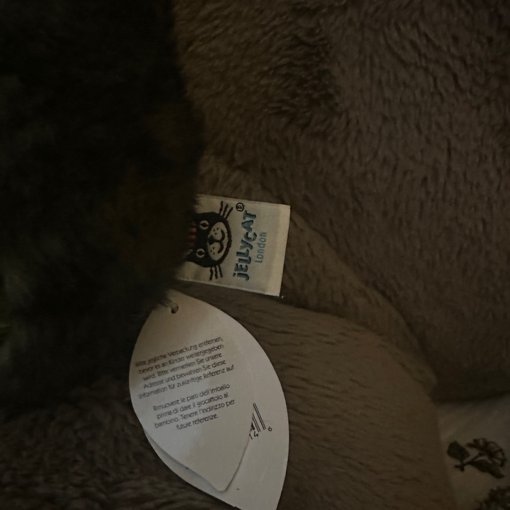 NWT Avocado Jellycat - Picture 2 of 3